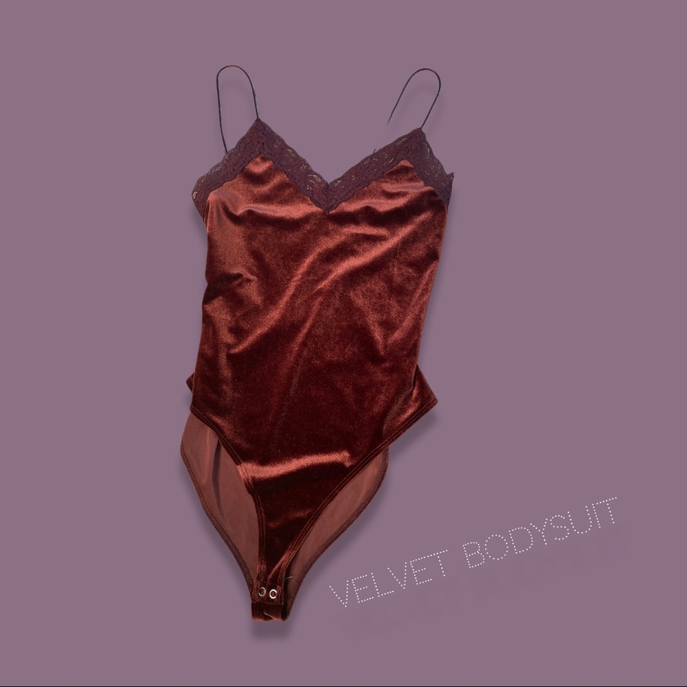 Crushed Velvet Bodysuit 🌹